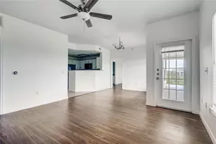 2320 Gracy Farms Ln, Austin, TX 78758 - Photo 2