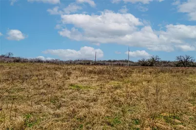 103 Robin Lane, Luling, TX 78648 - Photo 36