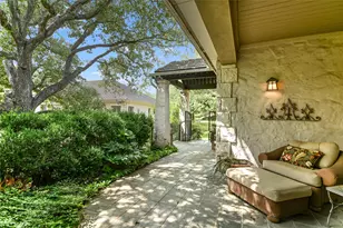 2305 Barton Creek Blvd, Austin, TX 78735 - Photo 10
