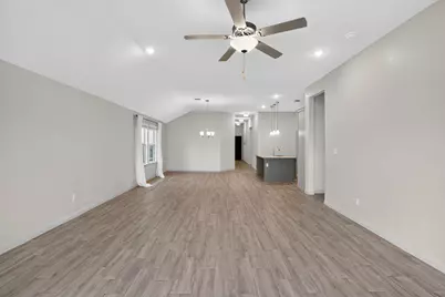 105 Greenway Drive, Georgetown, TX 78628 - Photo 2