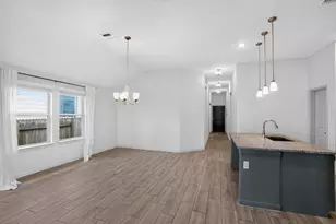 105 Greenway Dr, Georgetown, TX 78628 - Photo 6