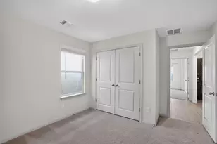 105 Greenway Dr, Georgetown, TX 78628 - Photo 8