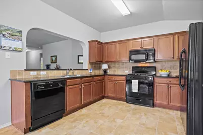 2712 Bluffstone Drive, Round Rock, TX 78665 - Photo 12
