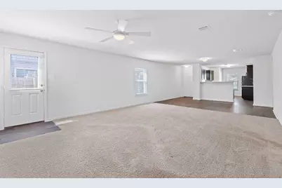 209 Continental Avenue, Liberty Hill, TX 78642 - Photo 4