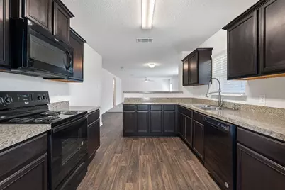 209 Continental Avenue, Liberty Hill, TX 78642 - Photo 14