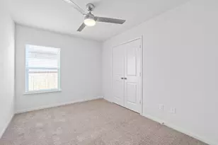 209 Continental Ave, Liberty Hill, TX 78642 - Photo 28