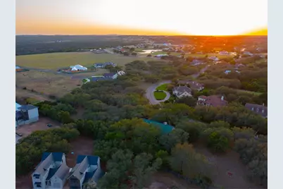 26039 Masters Parkway, Spicewood, TX 78669 - Photo 10