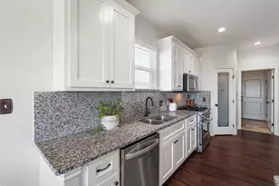 103 Les Ln, Smithville, TX 78957 - Photo 10