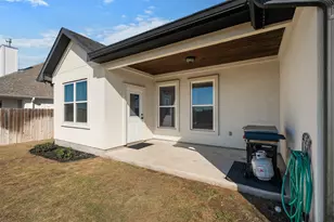 103 Les Ln, Smithville, TX 78957 - Photo 24