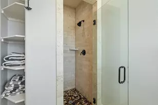 103 Les Ln, Smithville, TX 78957 - Photo 16