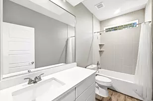 210 Tahitian Dr Dr, Bastrop, TX 78602 - Photo 22