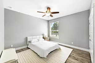 210 Tahitian Dr Dr, Bastrop, TX 78602 - Photo 20