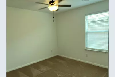 337 Wonderful Life Way, Jarrell, TX 76537 - Photo 10