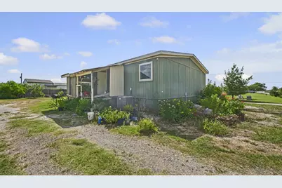 5904 Fm 621, Martindale, TX 78655 - Photo 2