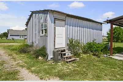 5904 Fm 621, Martindale, TX 78655 - Photo 24