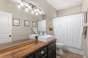 1007 Hidden Hills Dr, Dripping Springs, TX 78620 - Photo 24