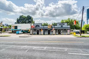 1111 W 10th St, Austin, TX 78703 - Photo 16