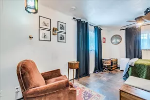 1111 W 10th St, Austin, TX 78703 - Photo 4