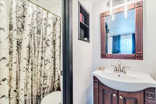 1111 W 10th St, Austin, TX 78703 - Photo 12