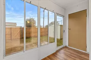 201 E Noton St, Pflugerville, TX 78660 - Photo 24