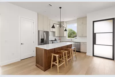 2910 E 4th, Austin, TX 78702 - Photo 16