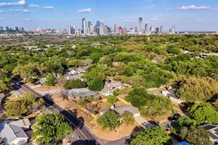 2504 Deerfoot Trail, Austin, TX 78704 - Photo 24