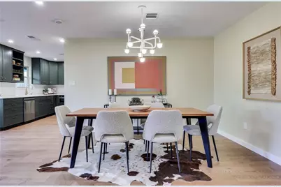 2504 Deerfoot Trail, Austin, TX 78704 - Photo 10