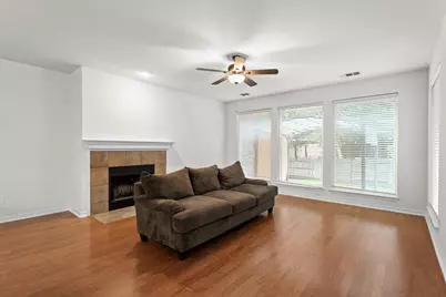 2304 Village View Loop, Pflugerville, TX 78660 - Photo 14
