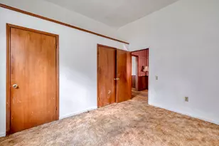 701 NE 1st St, Smithville, TX 78957 - Photo 14