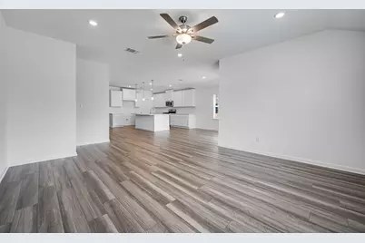 13805 Heishbrook Way, Del Valle, TX 78617 - Photo 8