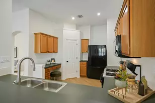 17913 Madden Dr, Pflugerville, TX 78660 - Photo 6