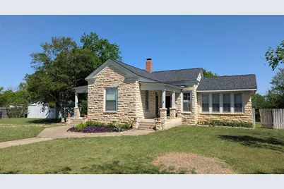 515 E 8th Street, Georgetown, TX 78626 - Photo 1