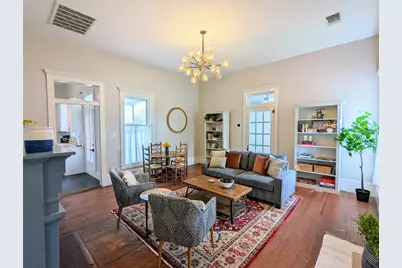 515 E 8th Street, Georgetown, TX 78626 - Photo 2