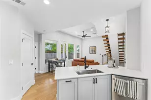 909 Philco Dr, Austin, TX 78745 - Photo 6
