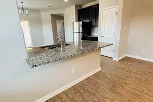 1304 Bear Peak Ln, Pflugerville, TX 78660 - Photo 4