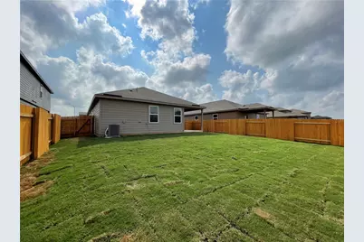 508 Republic Drive, Liberty Hill, TX 78642 - Photo 18