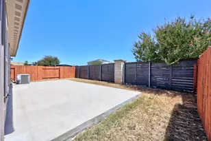 161 Proclamation Ave, Liberty Hill, TX 78642 - Photo 28