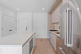 2209 S 1st St, Austin, TX 78704 - Photo 10