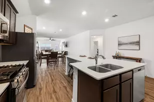 237 Escondido Cir, San Marcos, TX 78666 - Photo 12
