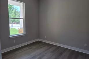 137 Waimanalo Ln, Bastrop, TX 78602 - Photo 14