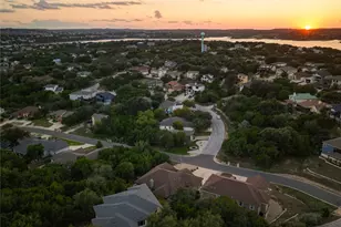 401 Valley Hill Dr, Point Venture, TX 78645 - Photo 36