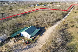 885 Long Hollow Rd, Dale, TX 78616 - Photo 2