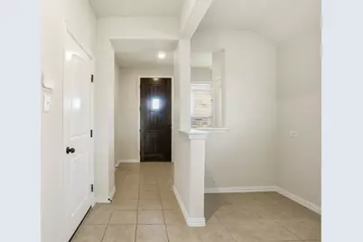 2035 Cowan, New Braunfels, TX 78132 - Photo 4