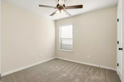 2035 Cowan, New Braunfels, TX 78132 - Photo 20