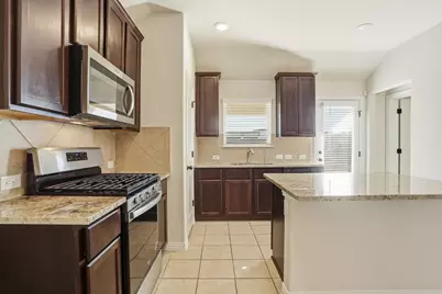 2035 Cowan, New Braunfels, TX 78132 - Photo 12