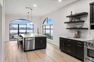 13816 Lakeview Dr, Austin, TX 78732 - Photo 8