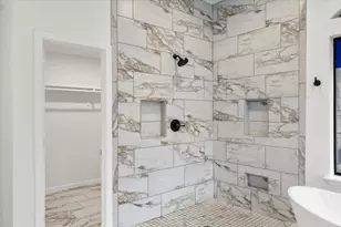 13816 Lakeview Dr, Austin, TX 78732 - Photo 18