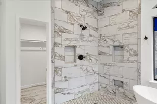 13816 Lakeview Dr, Austin, TX 78732 - Photo 18