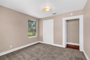 24801 Lakeview Dr, Spicewood, TX 78669 - Photo 12