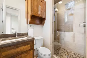 2002 Kinney Ave, Austin, TX 78704 - Photo 22